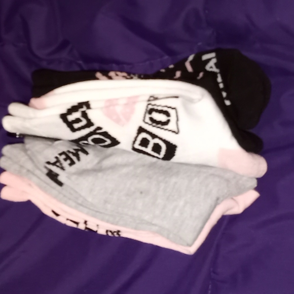 MEAN GIRLS 4 PAIR CREW SOCK SET - Picture 5 of 5